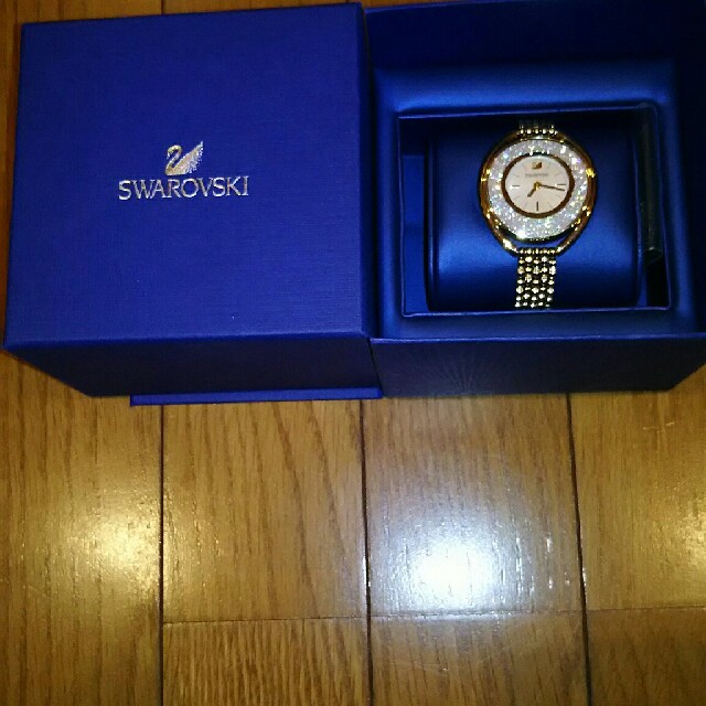 SWAROVSKI(スワロフスキー)のスワロフスキー腕時計 レディースのファッション小物(腕時計)の商品写真