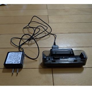 エーユー(au)のガラケー　au充電ACアダプター 卓上ホルダー セット(バッテリー/充電器)