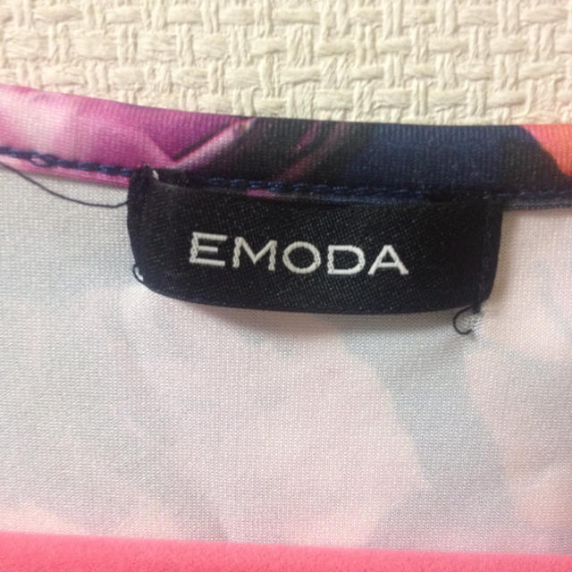 EMODA(エモダ)のEMODA 花柄タンクトップ レディースのトップス(タンクトップ)の商品写真