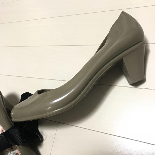 新品☆ 38 レインシューズ パンプス ヒール ベージュ レディースの靴/シューズ(レインブーツ/長靴)の商品写真