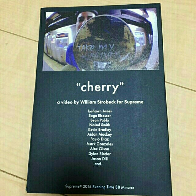 supreme DVD cherry 1回再生のみ極美品