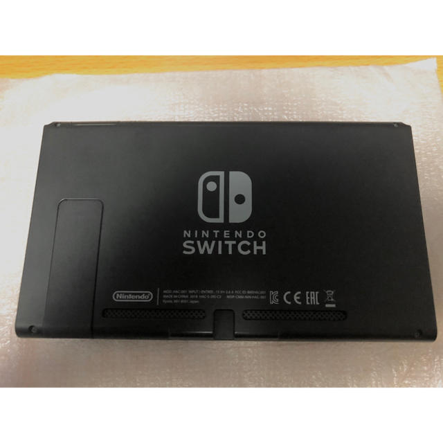 Nintendo Switch(ニンテンドースイッチ)のNintendo Switch／ニンテンドースイッチ 本体(旧型) グレー エンタメ/ホビーのゲームソフト/ゲーム機本体(家庭用ゲームソフト)の商品写真