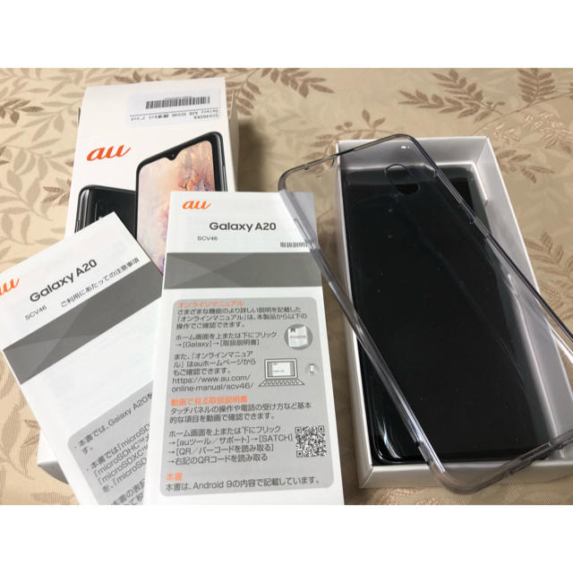 Galaxy(ギャラクシー)のgalaxy A20 white simフリー　おサイフケータイ スマホ/家電/カメラのスマートフォン/携帯電話(スマートフォン本体)の商品写真