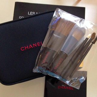 シャネル(CHANEL)のミニサイズのブラシセット&ポーチ(その他)