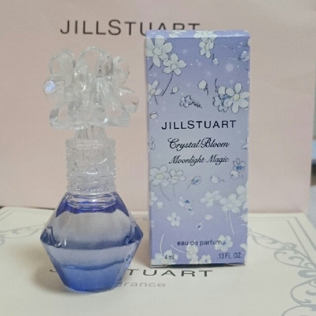 JILLSTUART - ジルスチュアート 香水の通販 by らぶりん's shop｜ジルスチュアートならラクマ
