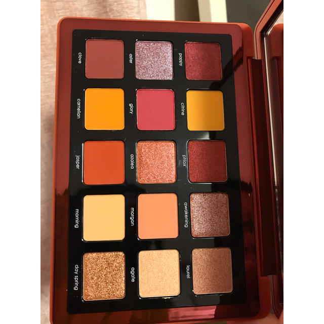 Sephora(セフォラ)のNATASHA DENONA Sunrise アイシャドウ  新品 コスメ/美容のベースメイク/化粧品(アイシャドウ)の商品写真