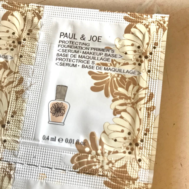 PAUL & JOE(ポールアンドジョー)のʕ•ᴥ•ʔ mumu様専用です　新品＊Paul&Joe＊化粧下地10包セット コスメ/美容のベースメイク/化粧品(化粧下地)の商品写真