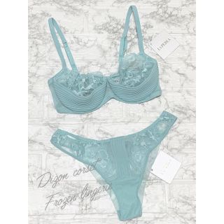 ラペルラ(LA PERLA)のelle様専用品です✴︎(ブラ&ショーツセット)