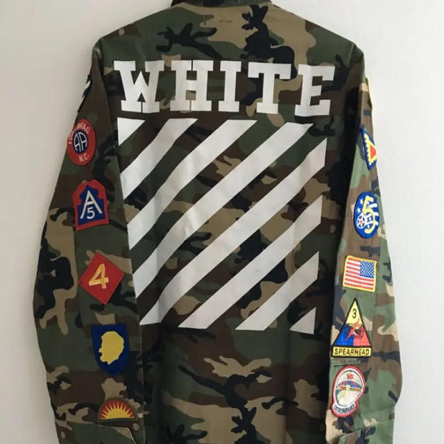 OFF-WHITE(オフホワイト)のミリタリージャケット メンズのジャケット/アウター(ミリタリージャケット)の商品写真