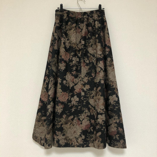 OZOC(オゾック)のOZOC ヴィンテージ　花柄 ロングスカート レディースのスカート(ロングスカート)の商品写真