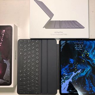 アイパッド(iPad)のiPadPro11 256GB ＋ Smart Keyboard Folio(タブレット)