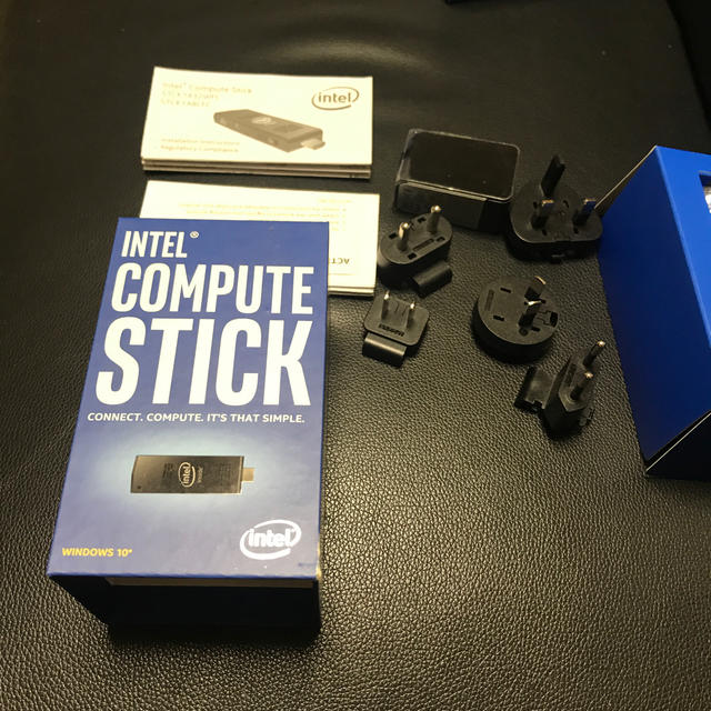 INTELECTION(インテレクション)のintel compute stick スマホ/家電/カメラのPC/タブレット(PC周辺機器)の商品写真