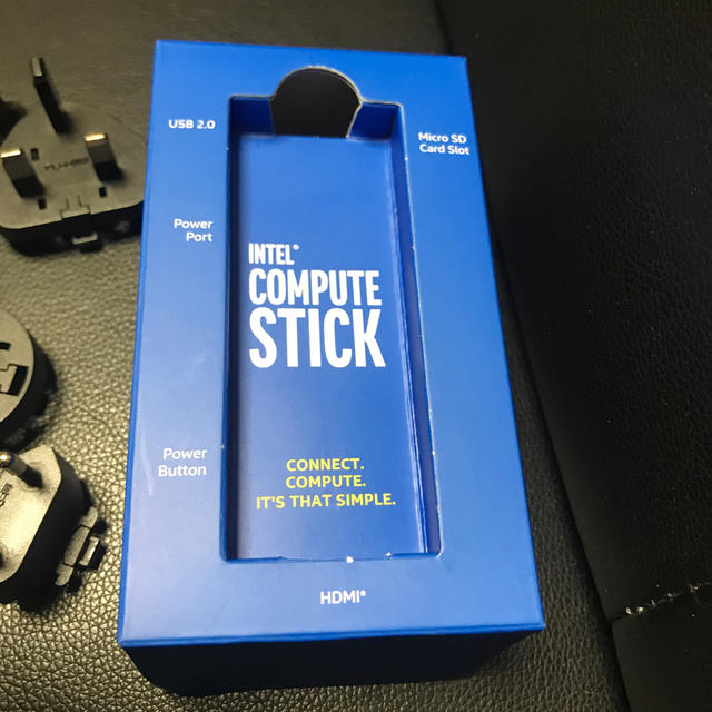 INTELECTION(インテレクション)のintel compute stick スマホ/家電/カメラのPC/タブレット(PC周辺機器)の商品写真