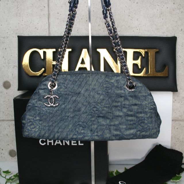 CHANEL(シャネル)の売れてしまいました　_ _))ﾍﾟｺﾘﾝᵗʱᵃᵑᵏᵧₒᵤ レディースのバッグ(ショルダーバッグ)の商品写真