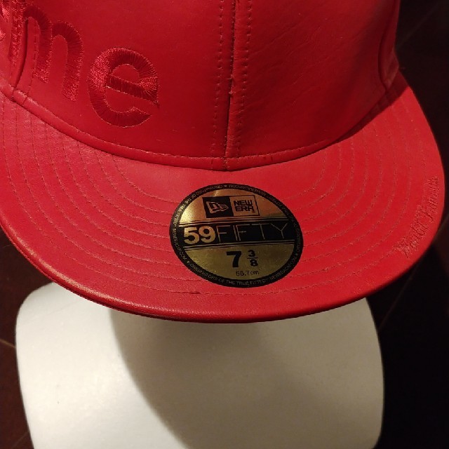 Supreme(シュプリーム)のsupreme  レザーキャップ　サイドロ メンズの帽子(キャップ)の商品写真