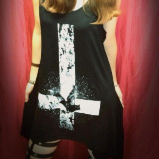 KILL STAR 逆さ十字変形ワンピ(ミニワンピース)