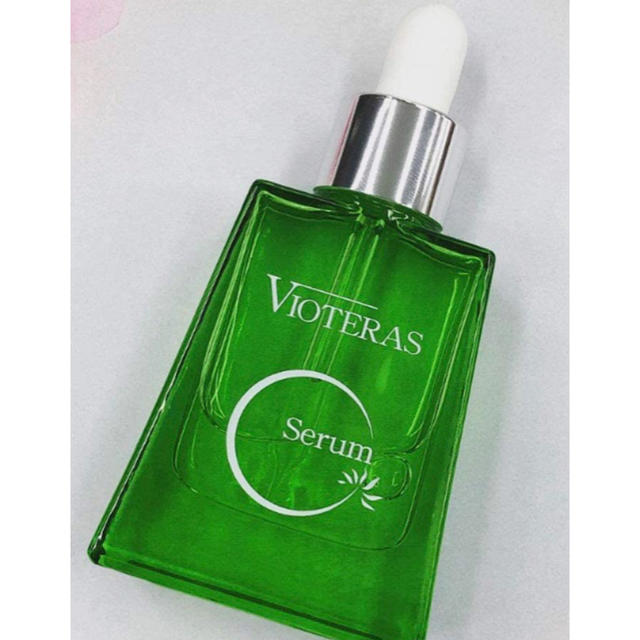 ヴィオテラス　Cセラム美容液、化粧水セット