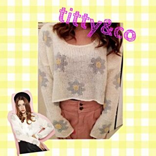 ティティアンドコー(titty&co)の人気 フラワーニット(ニット/セーター)