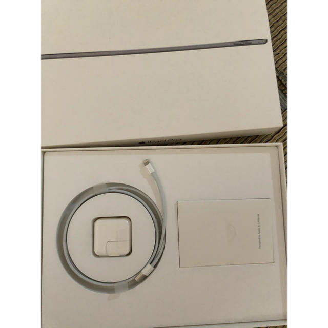 【美品】iPad Pro 12.9 WiFi 32GB スペースグレイタブレット