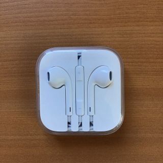 アップル(Apple)のEarPods(ヘッドフォン/イヤフォン)