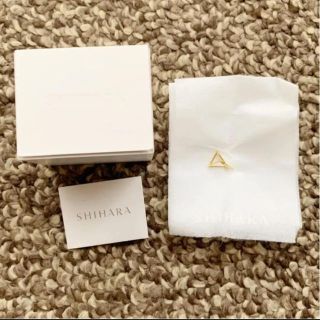 アーカー(AHKAH)の【週末限定値下げ】shihara.トライアングルピアス 10(ピアス)