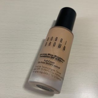 ボビイブラウン(BOBBI BROWN)のボビイブラウン　スキンロングウェアウェイトレスファンデーション　ウォームベージュ(ファンデーション)