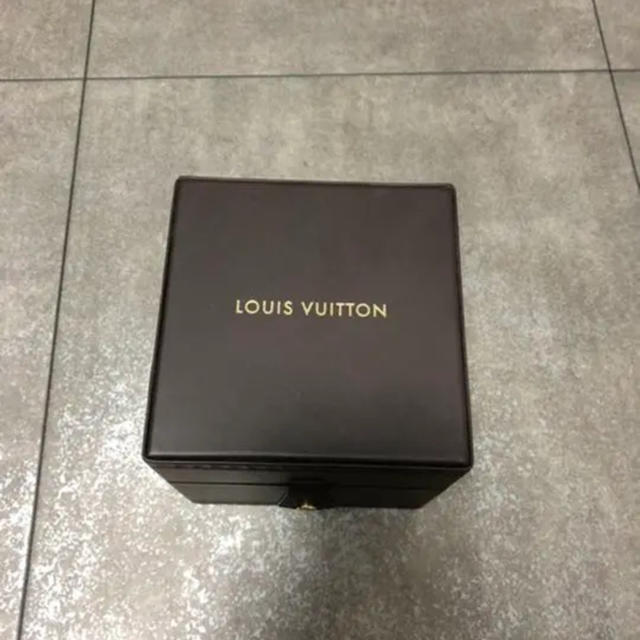 LOUIS VUITTON(ルイヴィトン)のルイヴィトン アメリカズカップ　腕時計 メンズの時計(腕時計(アナログ))の商品写真