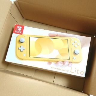 ニンテンドースイッチ(Nintendo Switch)のニンテンドースイッチライト イエロー(家庭用ゲーム機本体)