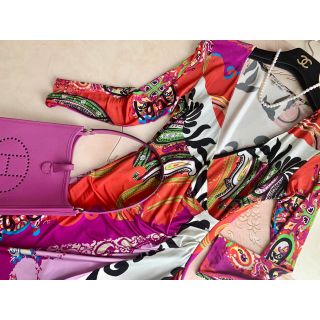 エトロ(ETRO)の☆彡エトロETRO☆彡鮮やかに彩る美シルエットワンピース(ひざ丈ワンピース)