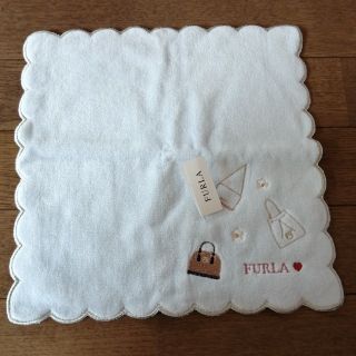 フルラ(Furla)のフルラ　刺繍ハンドタオル　(ハンカチ)