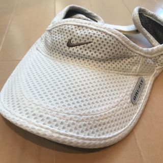 ナイキ(NIKE)の《たみたみ丸様専用》NIKE サンバイザー(ウエア)