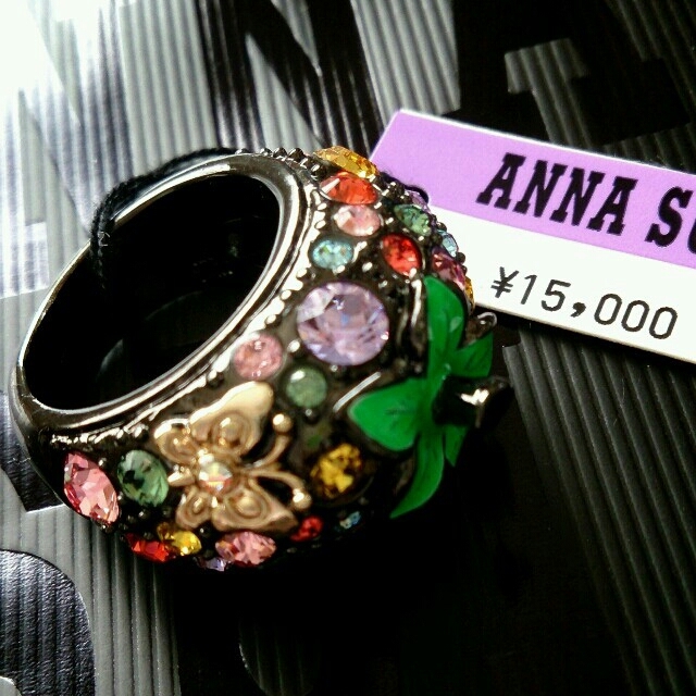 ANNA SUI(アナスイ)のアナスイ イチゴリング レディースのアクセサリー(リング(指輪))の商品写真