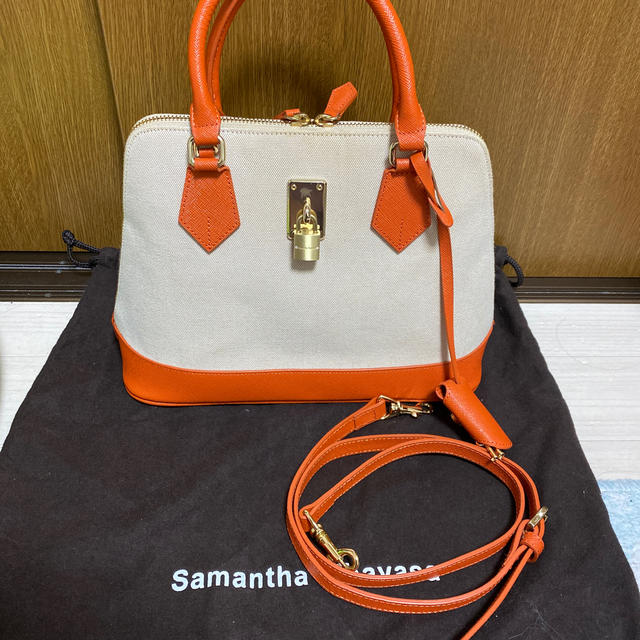 Samantha Thavasa(サマンサタバサ)のSamantha Thavasa レディアゼル オレンジ レディースのバッグ(ショルダーバッグ)の商品写真
