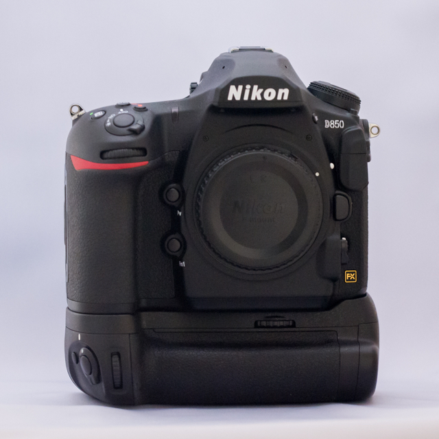 SIGMA 70-200mm F2.8 + Nikon D850
