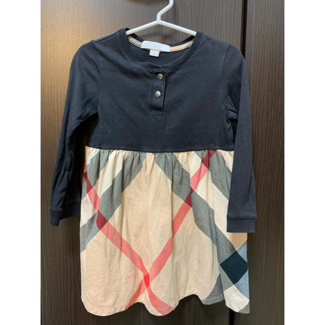 BURBERRY(バーバリー)のku-chan様専用　バーバリー 2y ワンピース キッズ/ベビー/マタニティのキッズ服女の子用(90cm~)(ワンピース)の商品写真