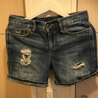 ギャップ(GAP)のGAPダメージショートデニム(ショートパンツ)