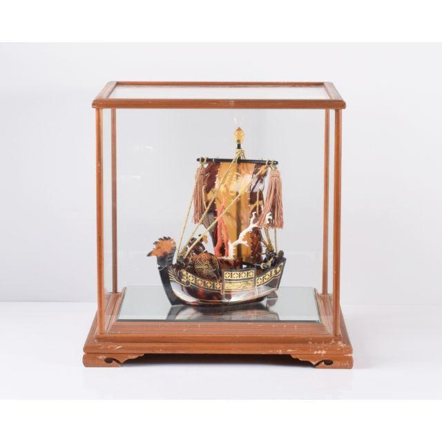 美術品/アンティーク鼈甲製　珊瑚装飾　宝船　約346g　置物　ガラスケース付　D　R2612A