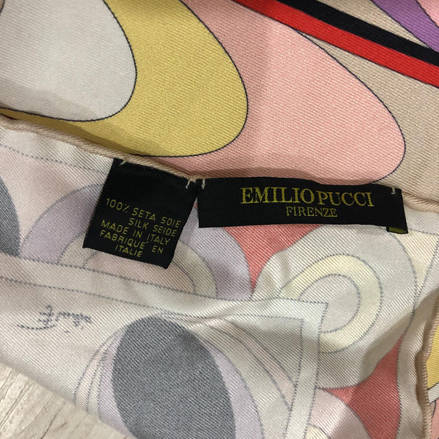 EMILIO PUCCI(エミリオプッチ)のエミリオプッチ　スカーフ レディースのファッション小物(バンダナ/スカーフ)の商品写真