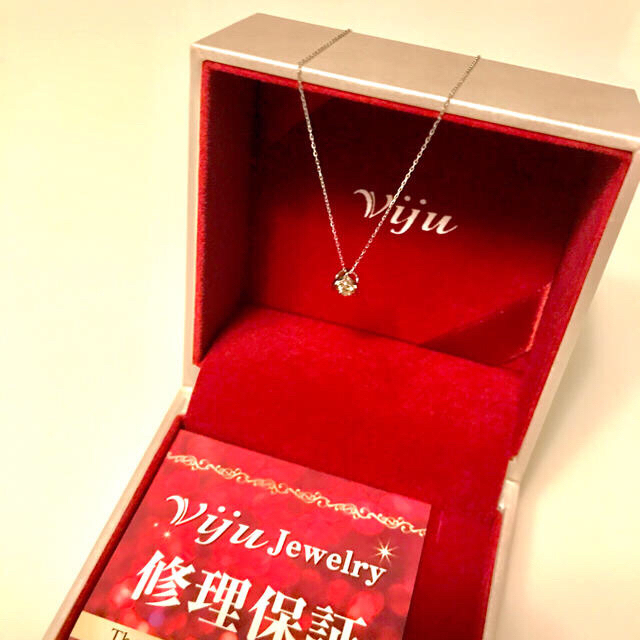新品 viju K18WG 輝くダンシングダイヤ0.10ctダイヤネックレス