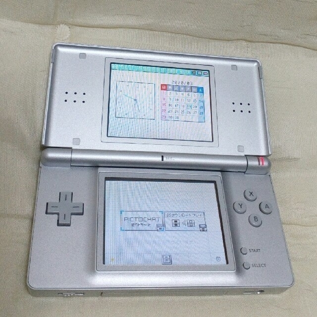 ニンテンドーDS(ニンテンドーDS)のDSlite エンタメ/ホビーのゲームソフト/ゲーム機本体(携帯用ゲーム機本体)の商品写真