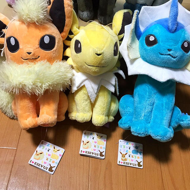 ポケモン ブイズ ぬいぐるみ 6個セット アイラブイーブイの通販 By ぴか S Shop ポケモンならラクマ