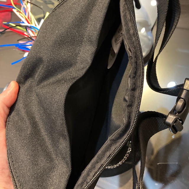 MSGM エムエスジーエム 新品 ロゴ ボディバッグ ブラック 新入荷