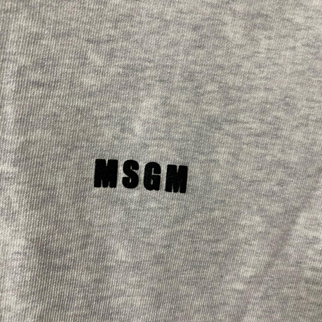 MSGM(エムエスジイエム)のMS GM ロゴ　スウェット　グレー　XL メンズのトップス(スウェット)の商品写真