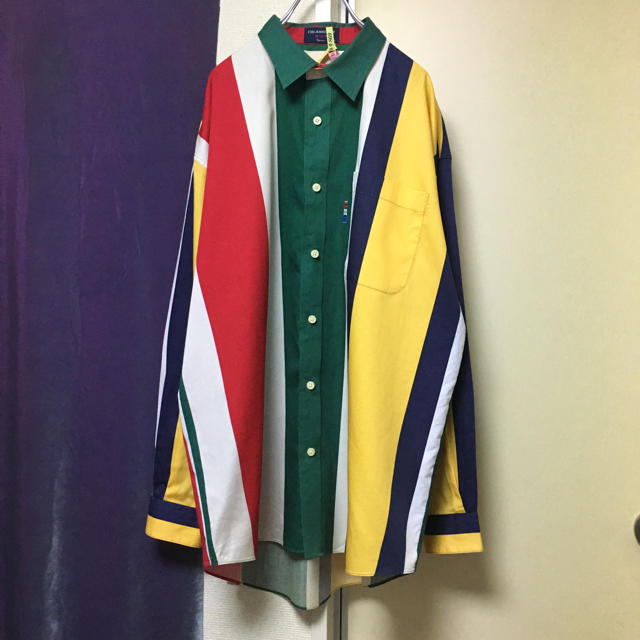 TOMMY HILFIGER(トミーヒルフィガー)の90sデザイン古着 カラフル ストライプ 総柄シャツ レトロ メンズ メンズのトップス(シャツ)の商品写真