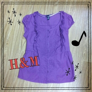 エイチアンドエム(H&M)のH&M☆綺麗紫バックリボンシャツ(シャツ/ブラウス(半袖/袖なし))