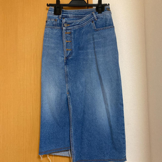 GRACE CONTINENTAL(グレースコンチネンタル)のダイアグラム　デニム　ラップスカート レディースのスカート(ロングスカート)の商品写真