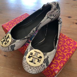 トリーバーチ(Tory Burch)のトリーバーチ✴︎パイソンパンプス(ハイヒール/パンプス)