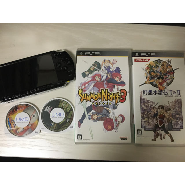 PlayStation Portable(プレイステーションポータブル)のPSP2000+ソフトセット エンタメ/ホビーのゲームソフト/ゲーム機本体(携帯用ゲーム機本体)の商品写真