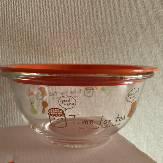 Pyrex(パイレックス)の耐熱ガラスボウル インテリア/住まい/日用品のキッチン/食器(調理道具/製菓道具)の商品写真