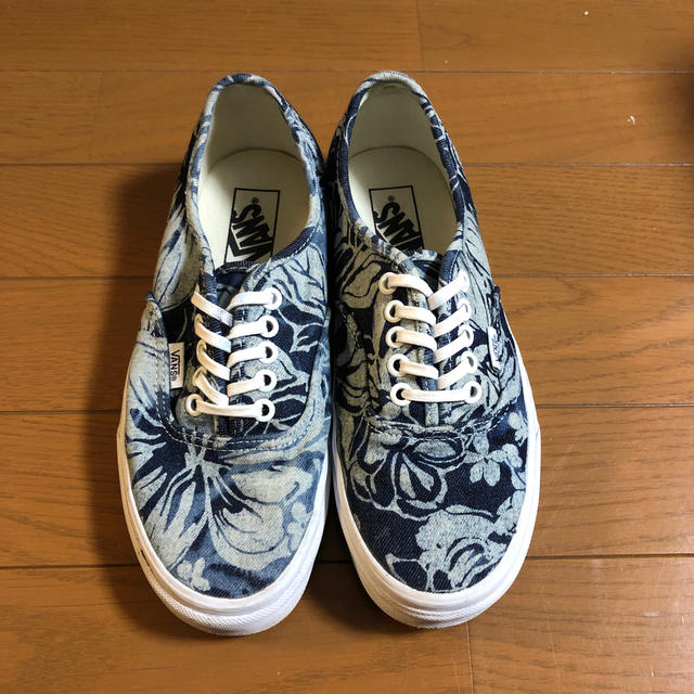 VANS(ヴァンズ)のVANS  Authentic 海外モデル レディースの靴/シューズ(スニーカー)の商品写真